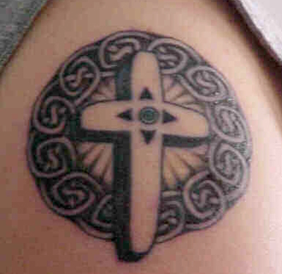 iron cross tattoo. Celtic+knot+cross+tattoo